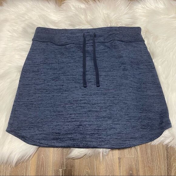 Athleta Downplay Skirt Size Medium - Picture 2 of 6